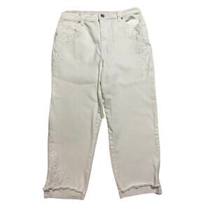 Gloria Vanderbilt Embroidered Leg White Denim Distressed Hem Capri Pants Size 8